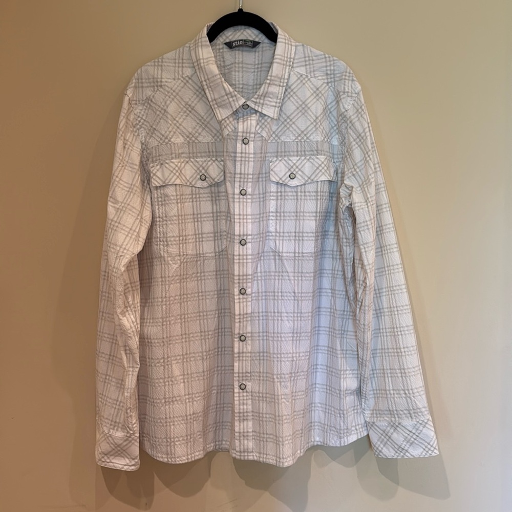 Stio snap front White and Gray Plaid Men's Shirt
